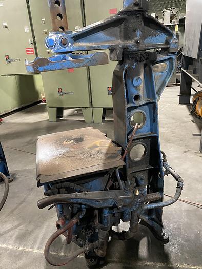 Used OSBORN VERTICAL MOLDING PRESS