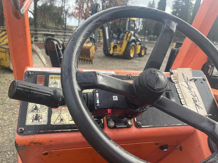 Used 2007 SKY TRAK 10054