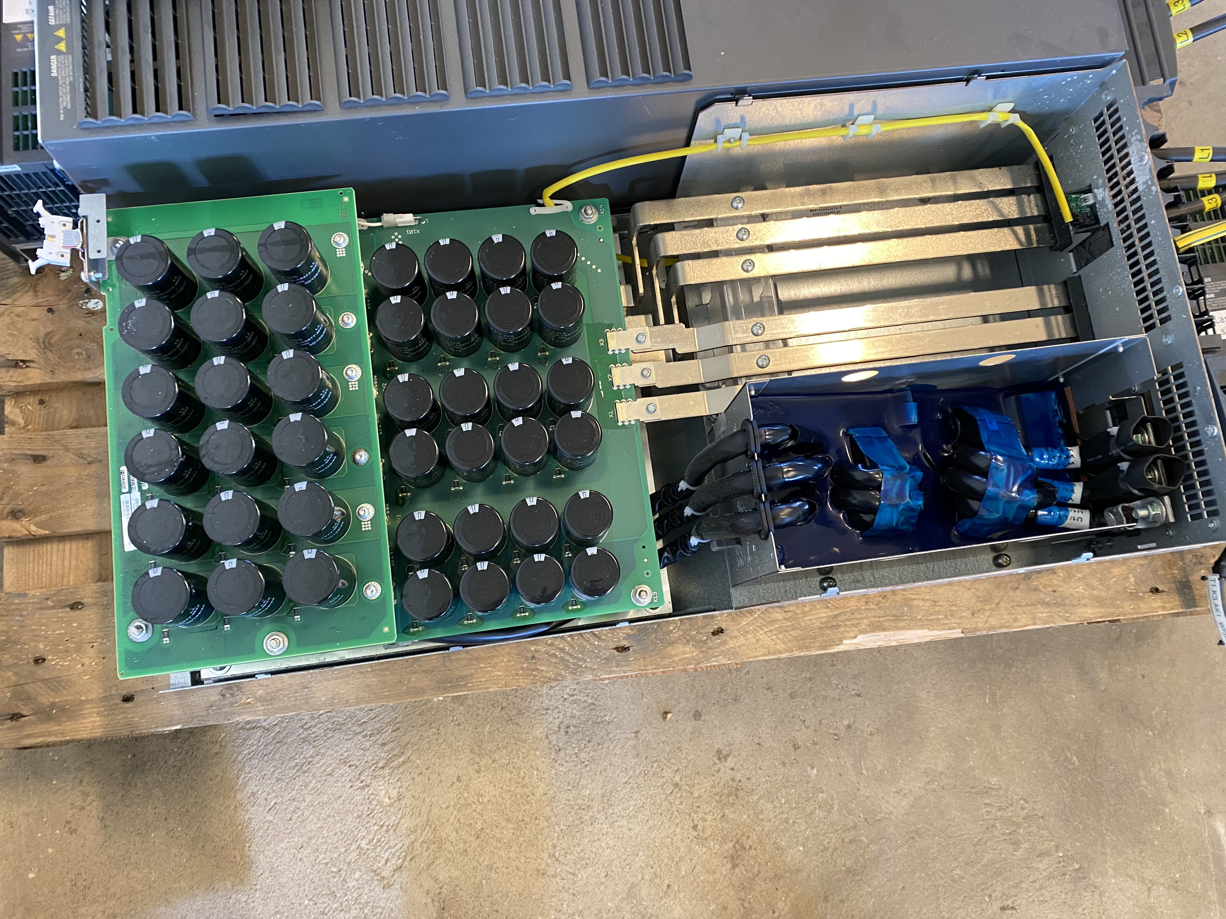 Begagnad Styrskåp 200amp Sinamics Power Module 240,