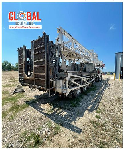 Used 2001 Crown WTD-350 Workover / Well Service Rig