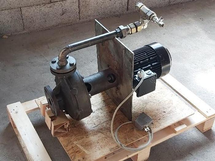 Gebraucht Kühlschmierstoffpumpe, Eintauchpumpe, TG25 95/30 345, H59m, 50 L / Min, 3 KW, Knoll, gebraucht