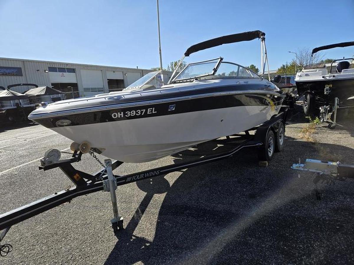 Used 2007 Four Winn 200 Horizon