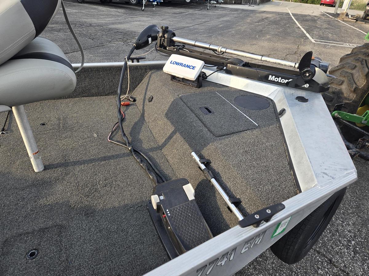 Used 2014 Lowe Stryker 17