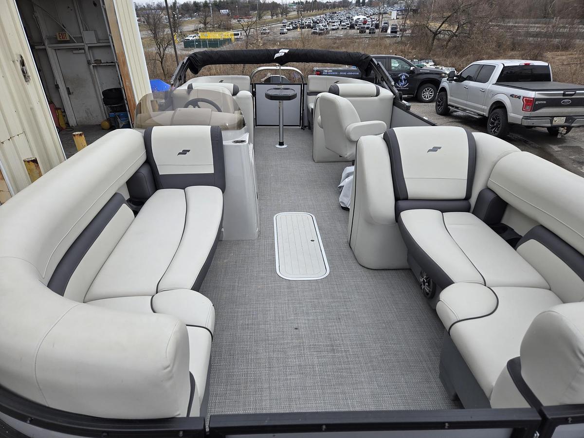 Used 2023 Starcraft Marine EXS5