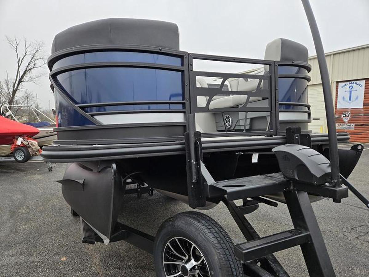 2026 Starcraft Marine SLS3RL