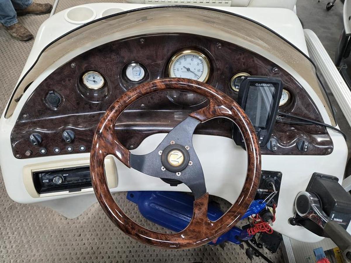 Used 2003 Bennington