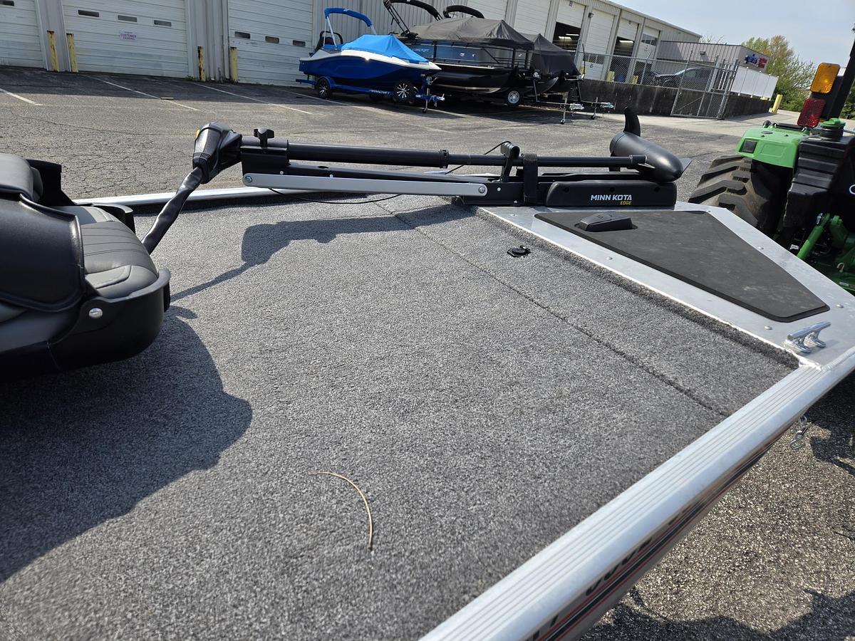 Used 2020 Tracker Classic