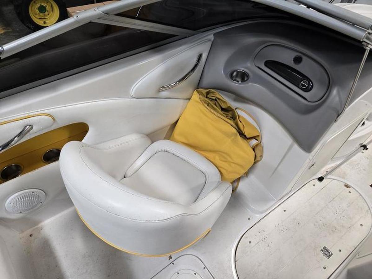 Used 2004 Ebbtide 200 Campione