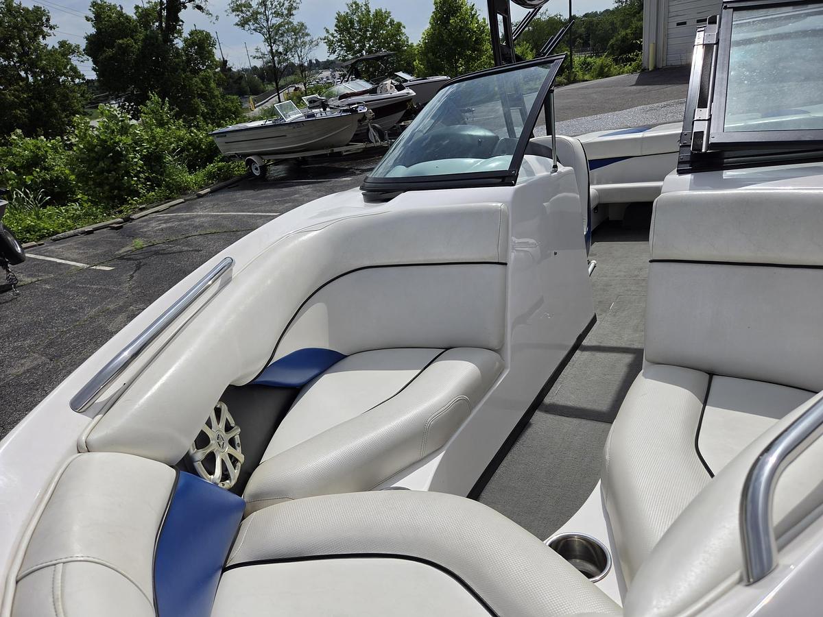 Used 2012 Moomba Outback V