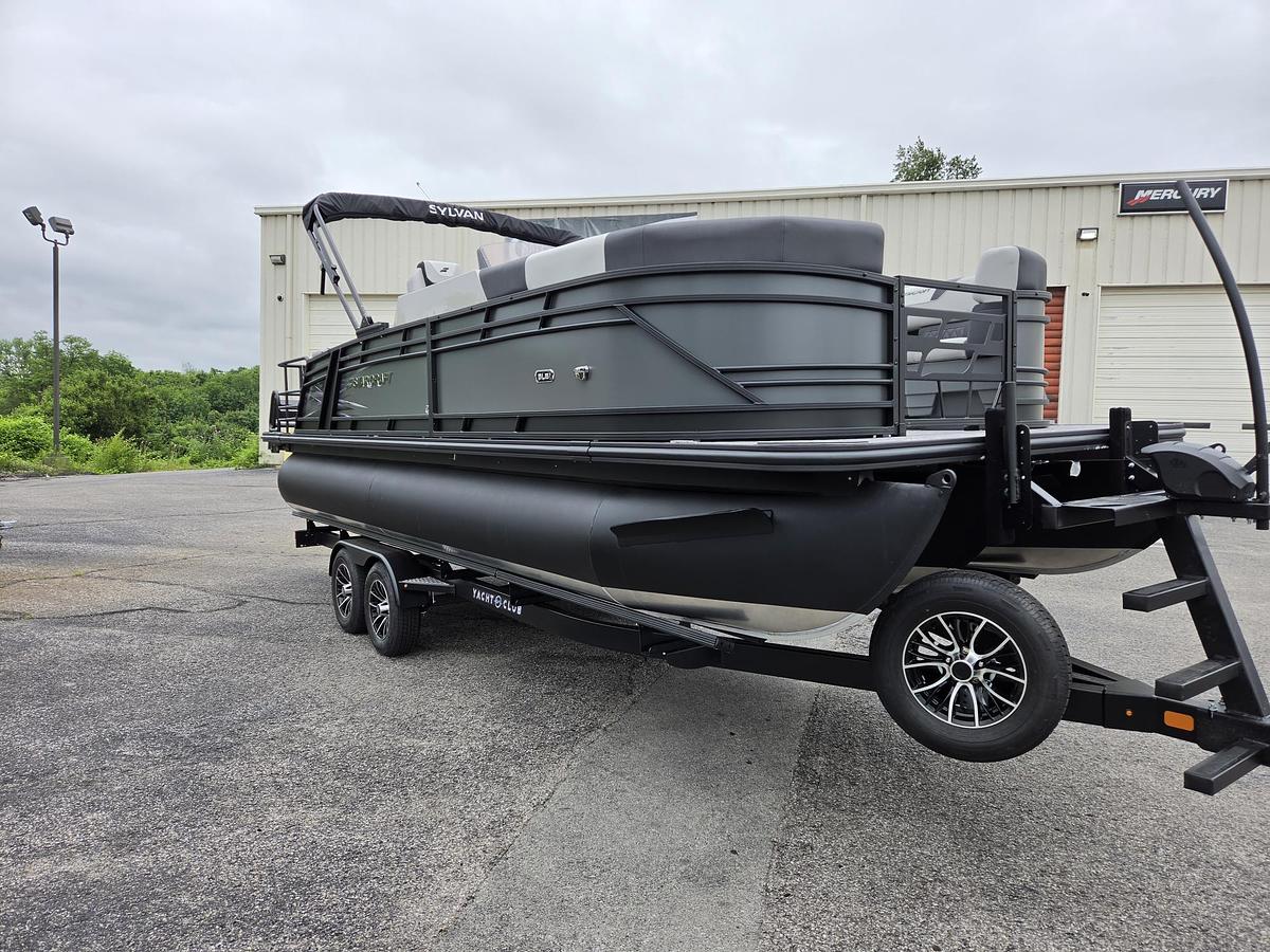 Used 2026 Starcraft Marine SLS3QDH