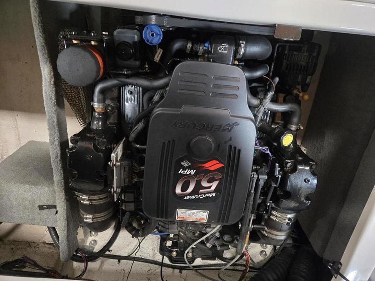 Used 2004 Ebbtide 200 Campione