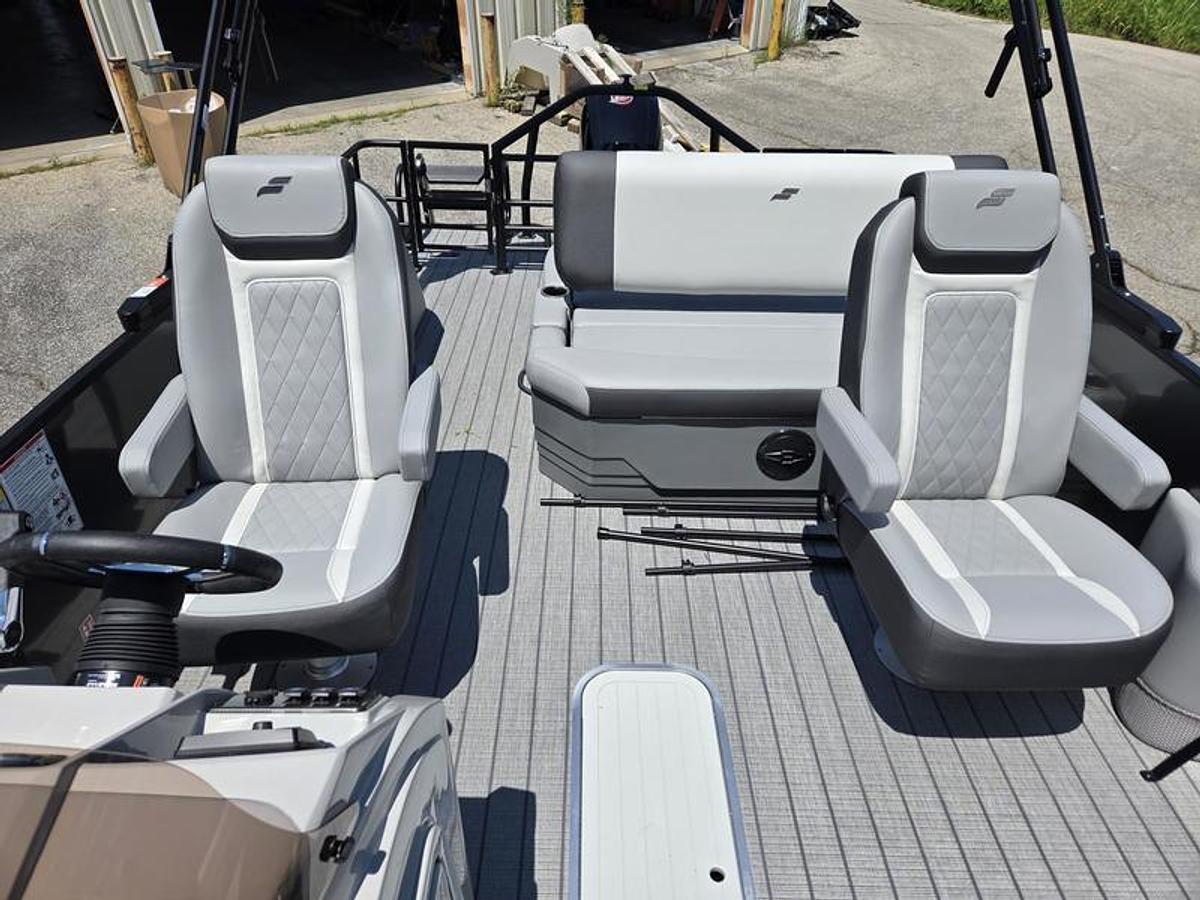 2026 Starcraft Marine EXS1QDH