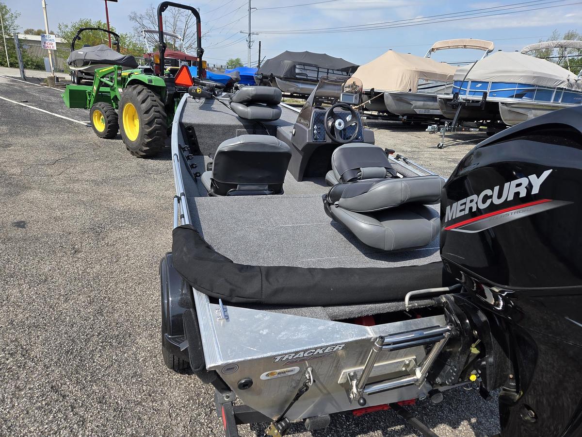 Used 2020 Tracker Classic