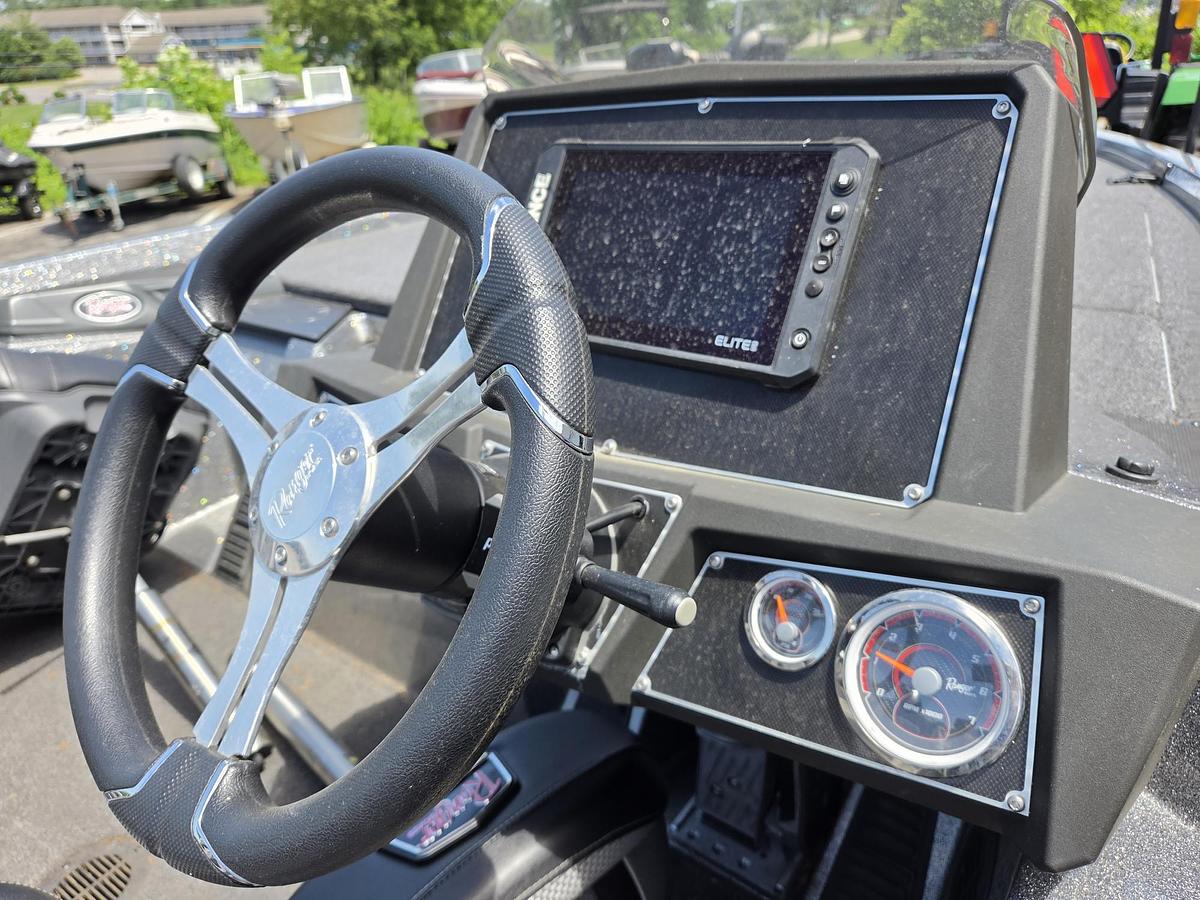 Used 2022 Ranger Z518