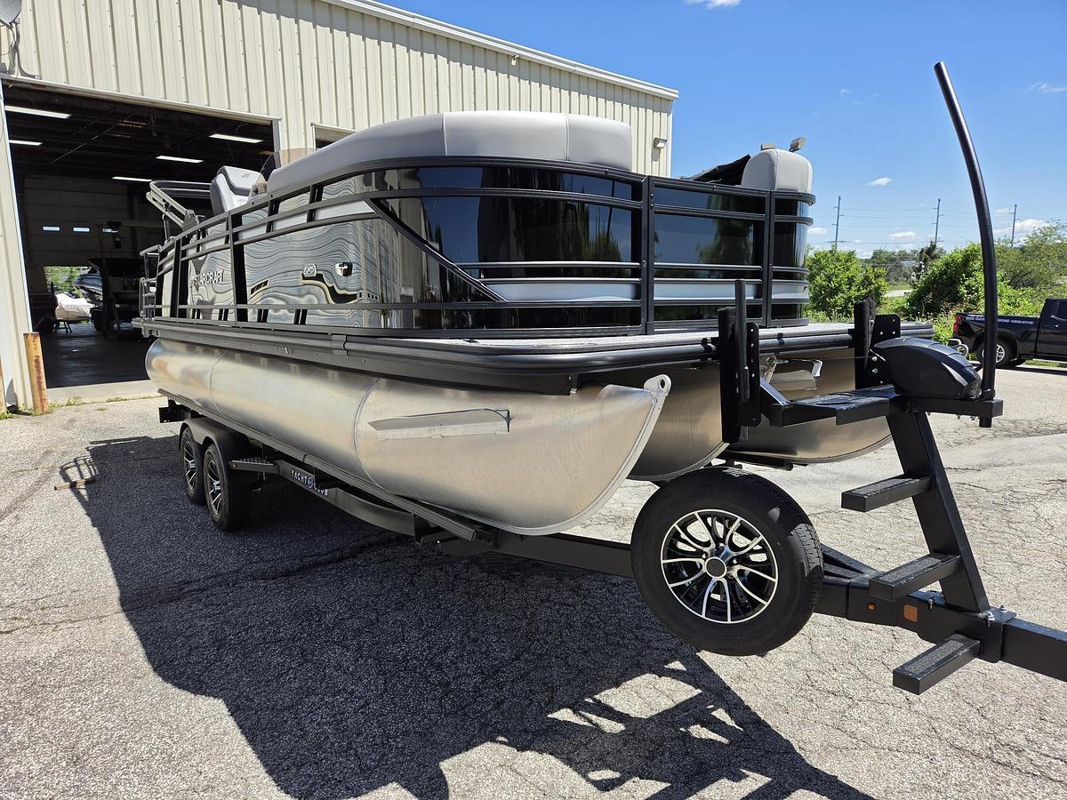 2027 Starcraft Marine EXS3Q