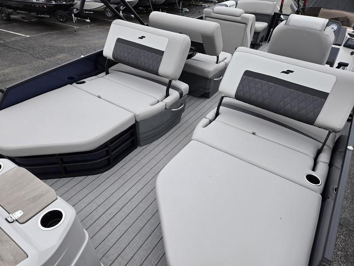 2026 Starcraft Marine SLS3RL