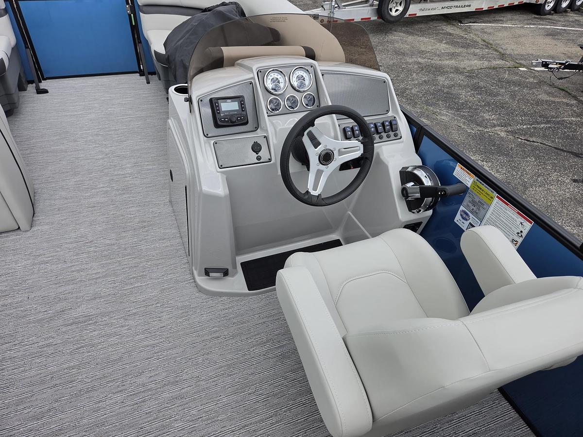 2026 Starcraft Marine EX22R