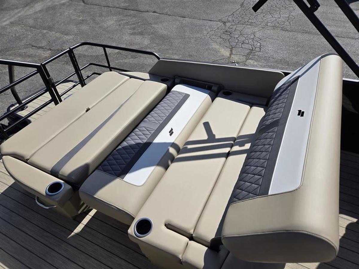 2026 Starcraft Marine SLS3DL