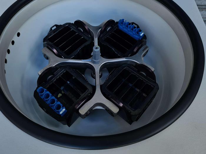 Used Beckman Coulter Spinchron DLX Centrifuge