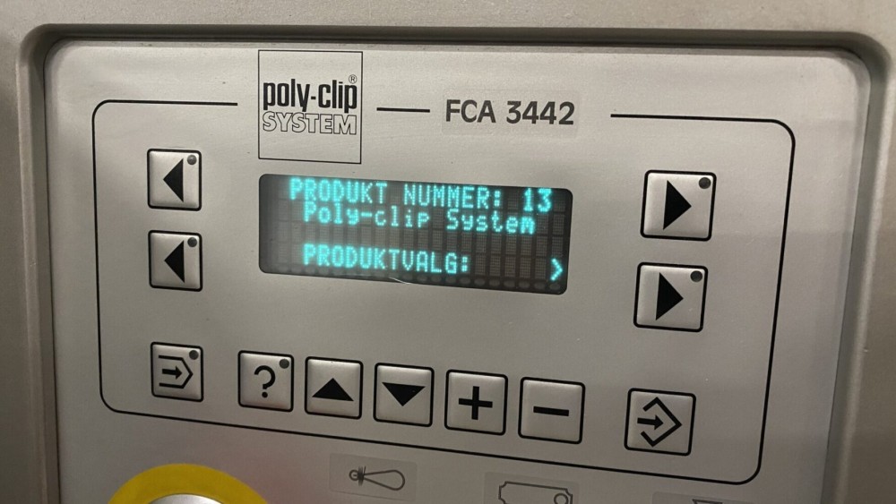 Used Polyclip FCA 3442 clipper