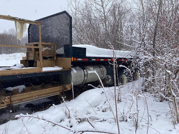 Used 1998 Frontier 4 Axle Carrier Style Oilfield Pump / Kill Truck Chassis