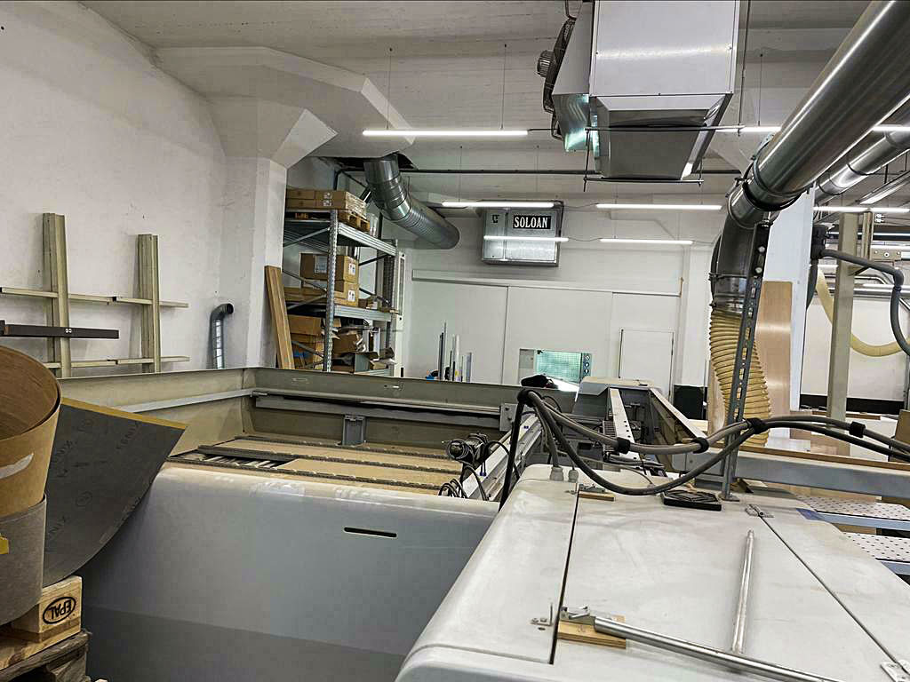 Used Homag CHF - 320 / 44 / 28 - 2003