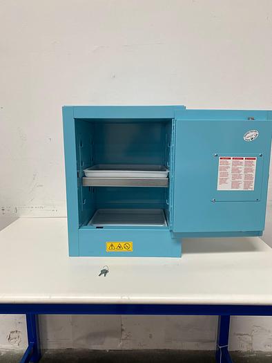 Used JustRite 890402 4 Gallon Blue Acid Cabinet 17"x 22"x 17" Manual Close