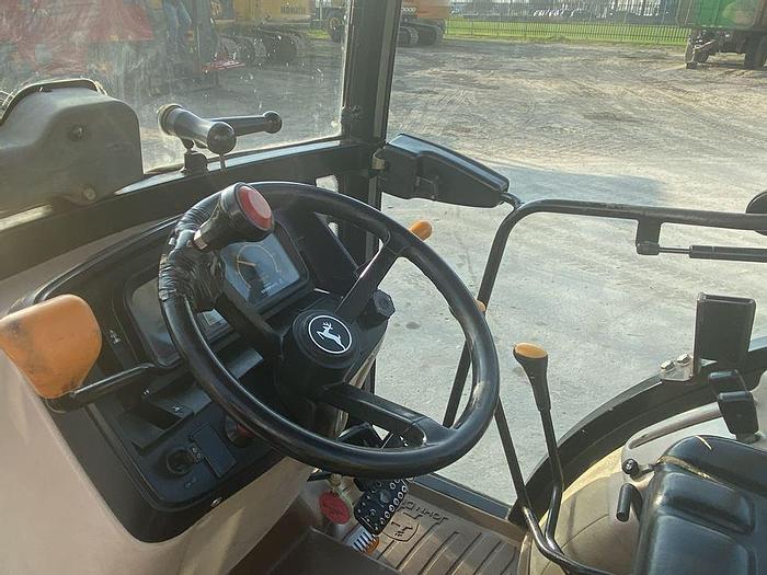 Usato 2004 JOHN DEERE 5615 F