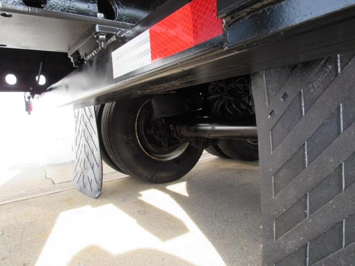 Used 2015 Utility 36 6 X 102 Moffett Trailer