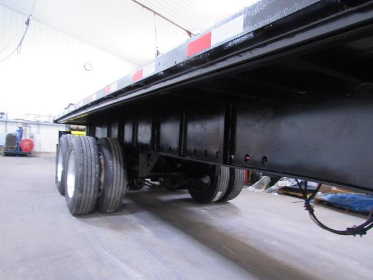 Used 2014 Utility 48' X 102 Princeton/Moffett Trailer