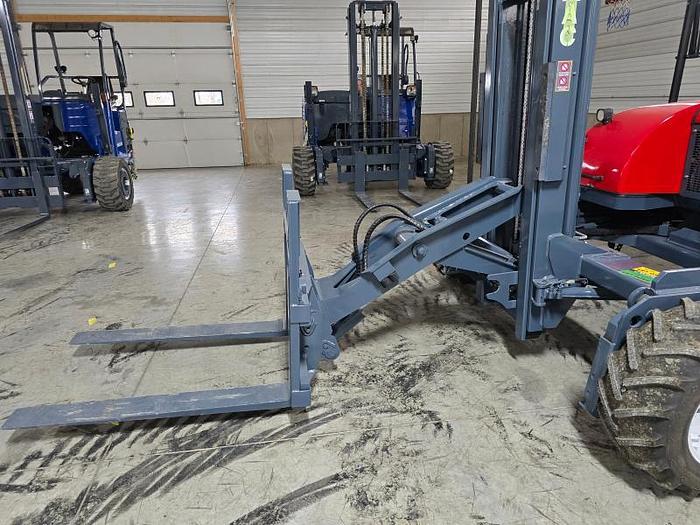 Used 2018 LOADMAC 825  2 Way Forklift w/Extended Reach