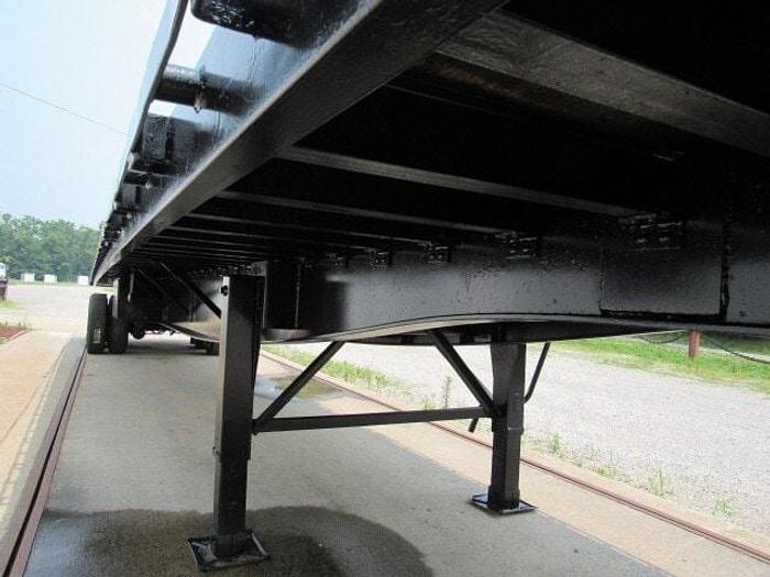 Used 2009 Great Dane Trailers 48' X 102" Flatbed Moffett Trailer