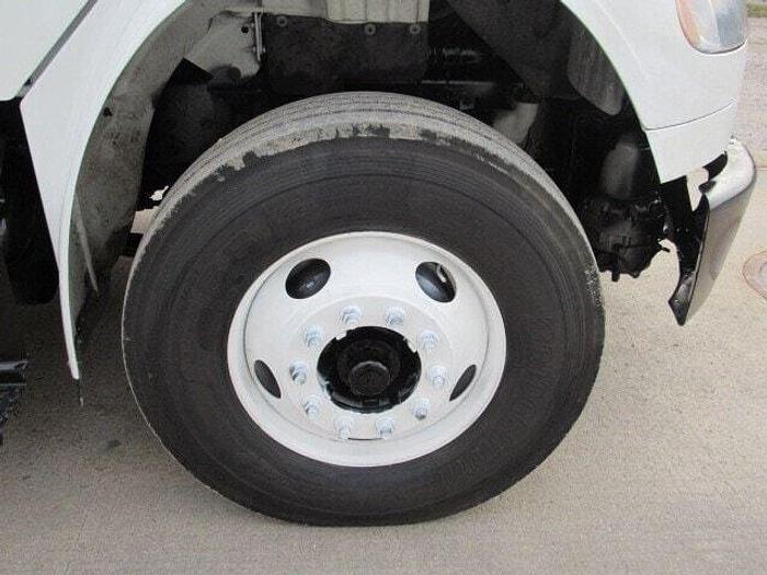 Used 2016 Freightliner M2 106