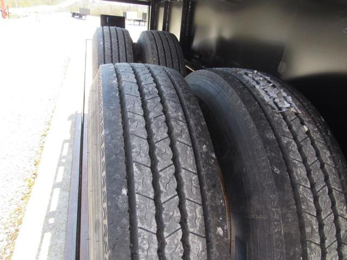 Used 2016 Utility 36' 6" X 102 Alum Combo Princeton/Moffett Trailer