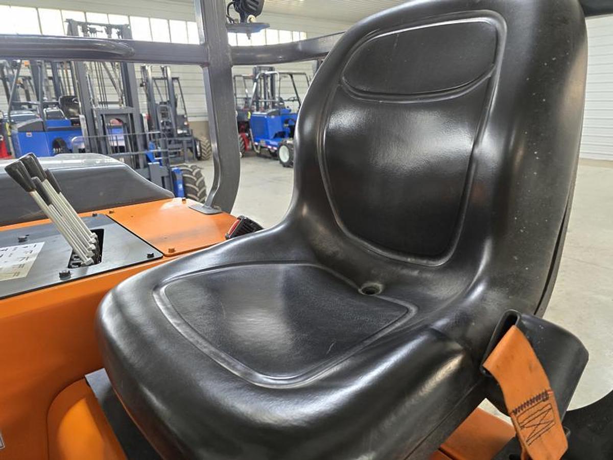 Used 2016 Moffett M8 55.3