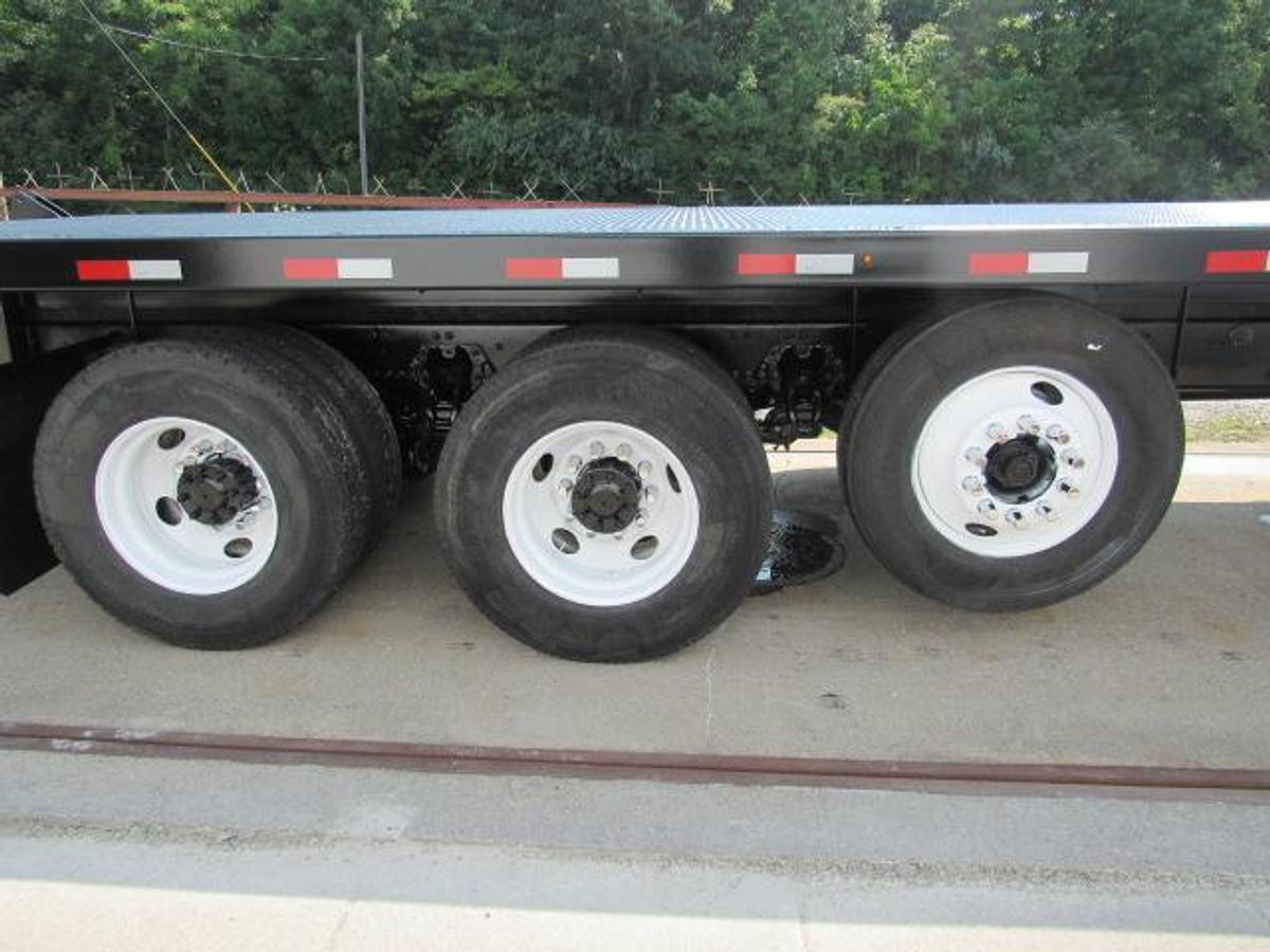 Used 2021 Kenworth T370 Flatbed Truck
