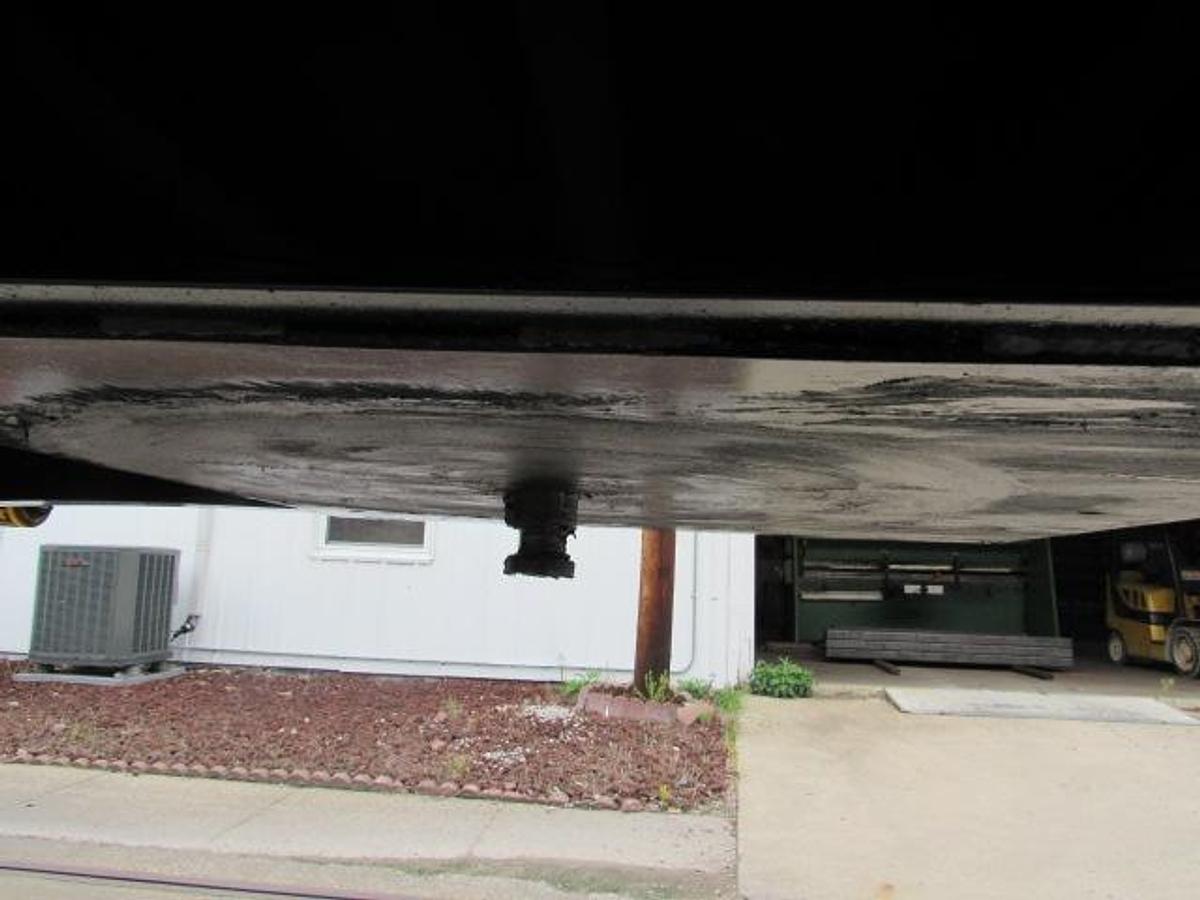 Used 2015 Utility 48' X 102 Princeton/Moffett Trailer