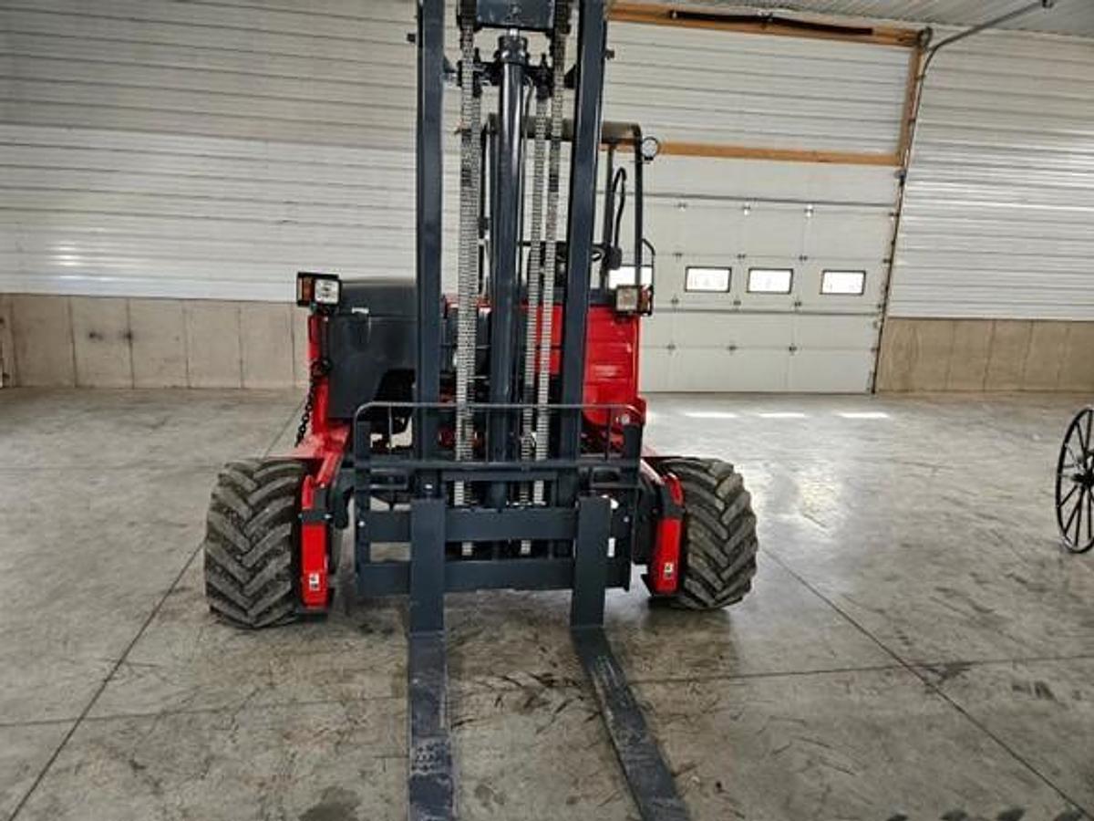 Used 2015 Moffett M8 55.3