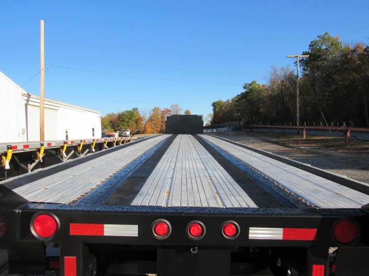 Used 2015 Utility 45' X 102 Alum Combo Princeton/Moffett Trailer