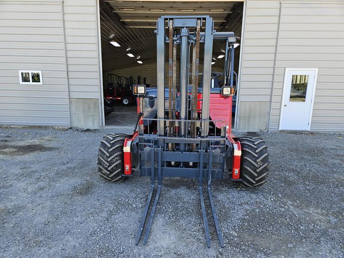 Used 2014 Moffett M55
