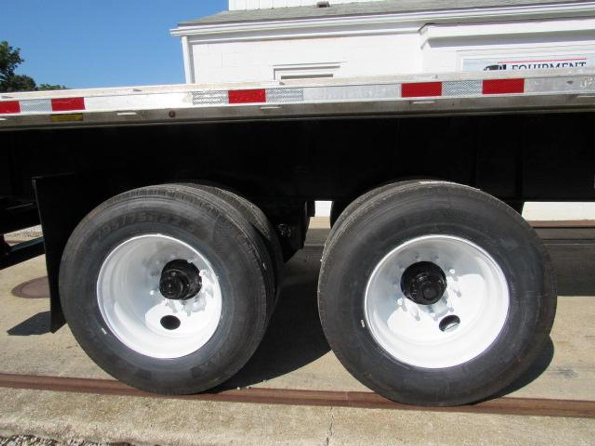 Used 2015 Great Dane Trailers 45 X 102 Aluminum Combo Moffett Trailer