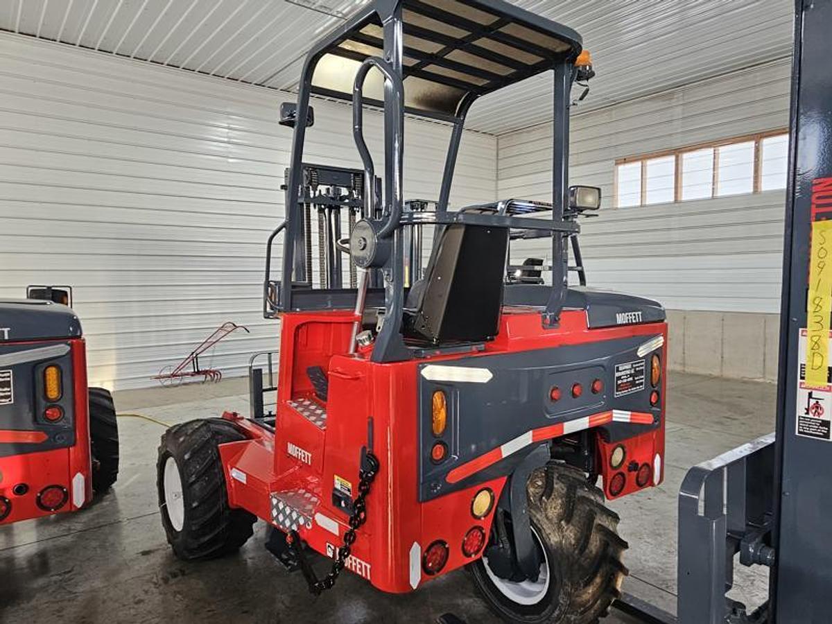 Used 2015 Moffett M8 55.3