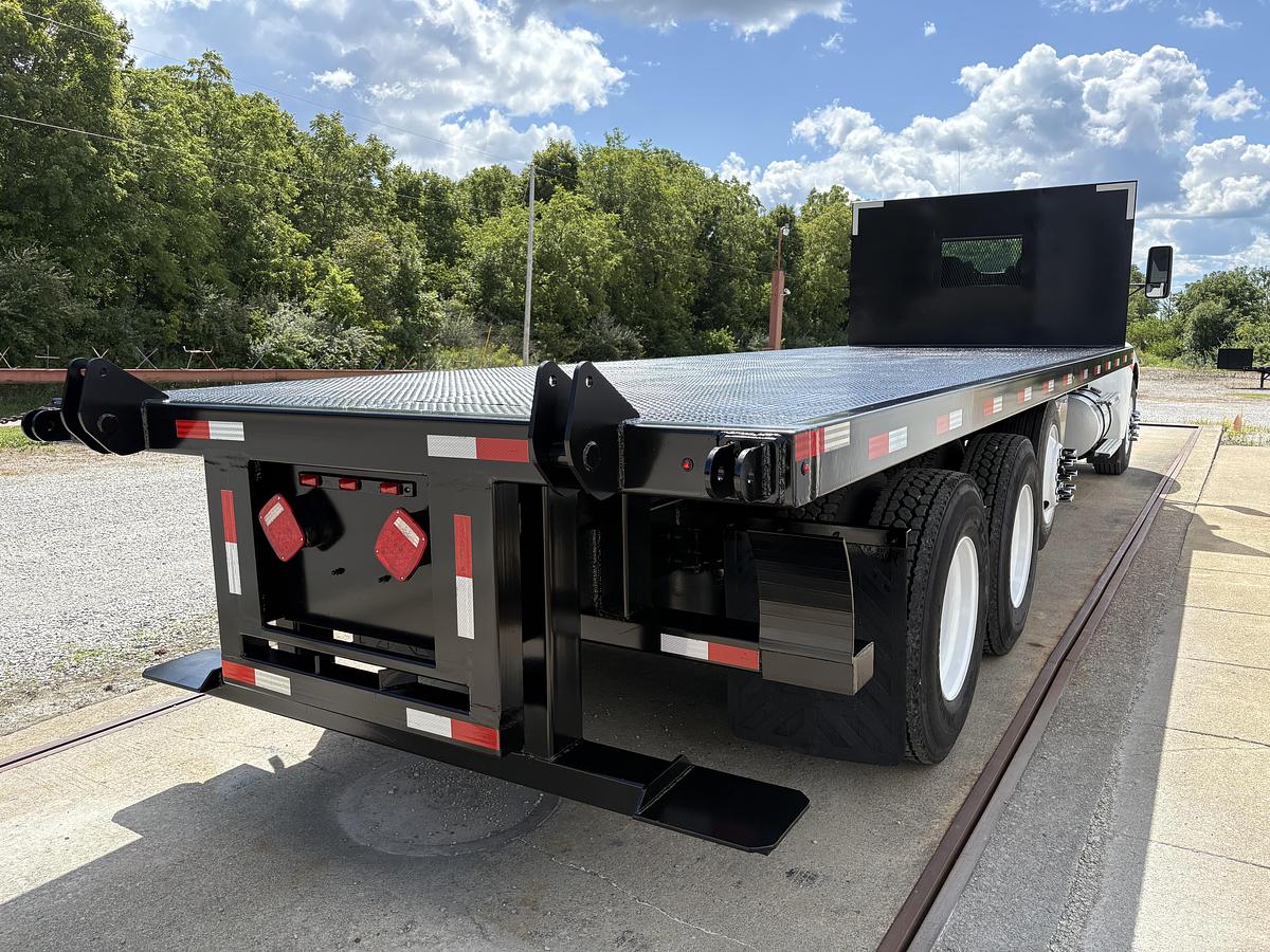 Used 2020 Kenworth T370 Flatbed Truck