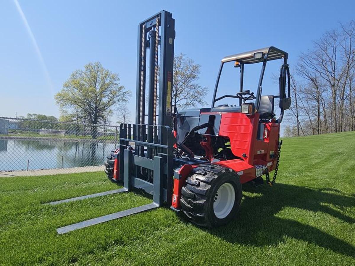 Used 2014 Moffett M70