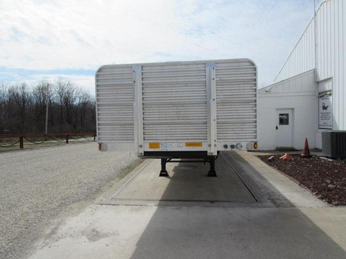 Used 2016 Utility 36' 6" X 102 Alum Combo Princeton/Moffett Trailer