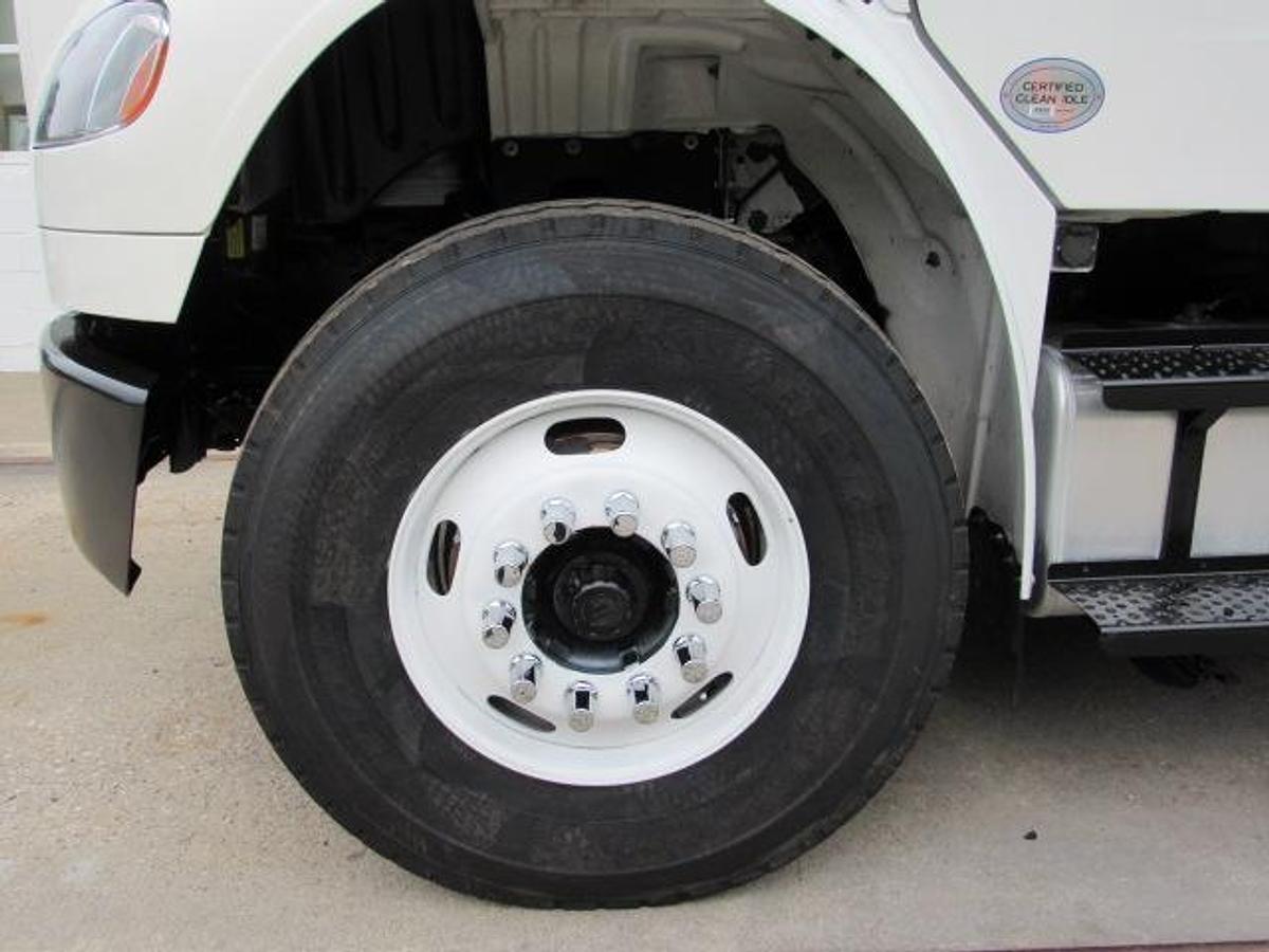 Used 2021 Freightliner M2 106