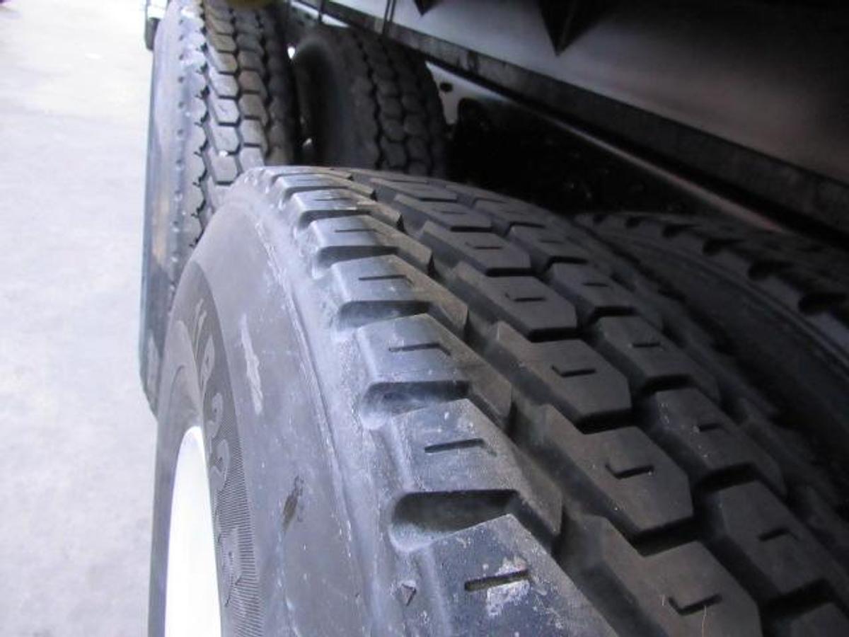 Used 2022 Freightliner M2 106