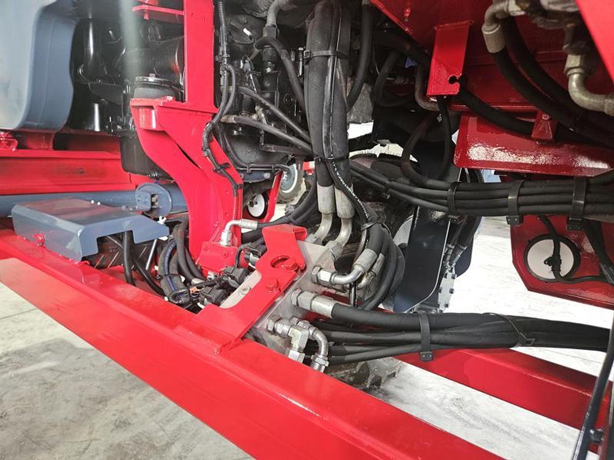 Used 2015 Moffett M5 50.3