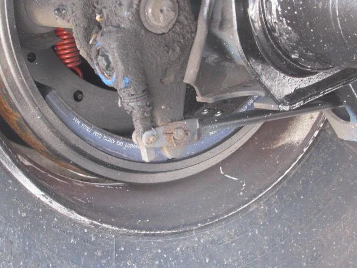 Used 2015 Utility 45' X 102" Princeton/Moffett Trailer