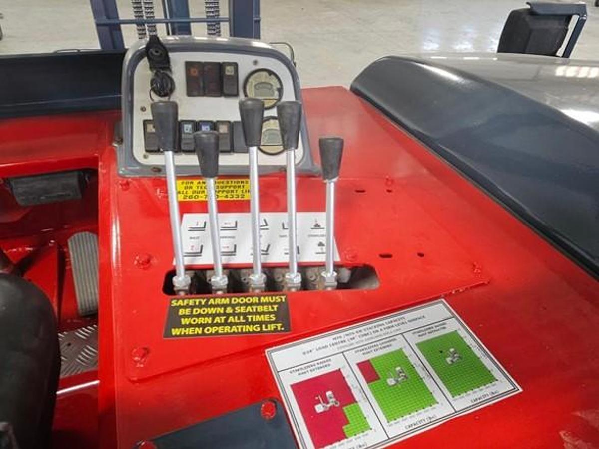 Used 2015 Moffett M8 70.3